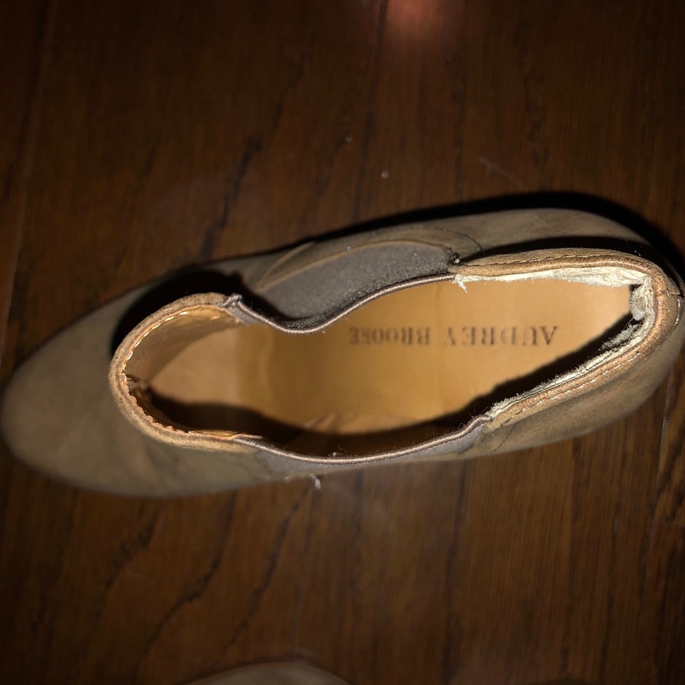 Audrey Brooke | Tan wedge heels - Picture 4 of 6